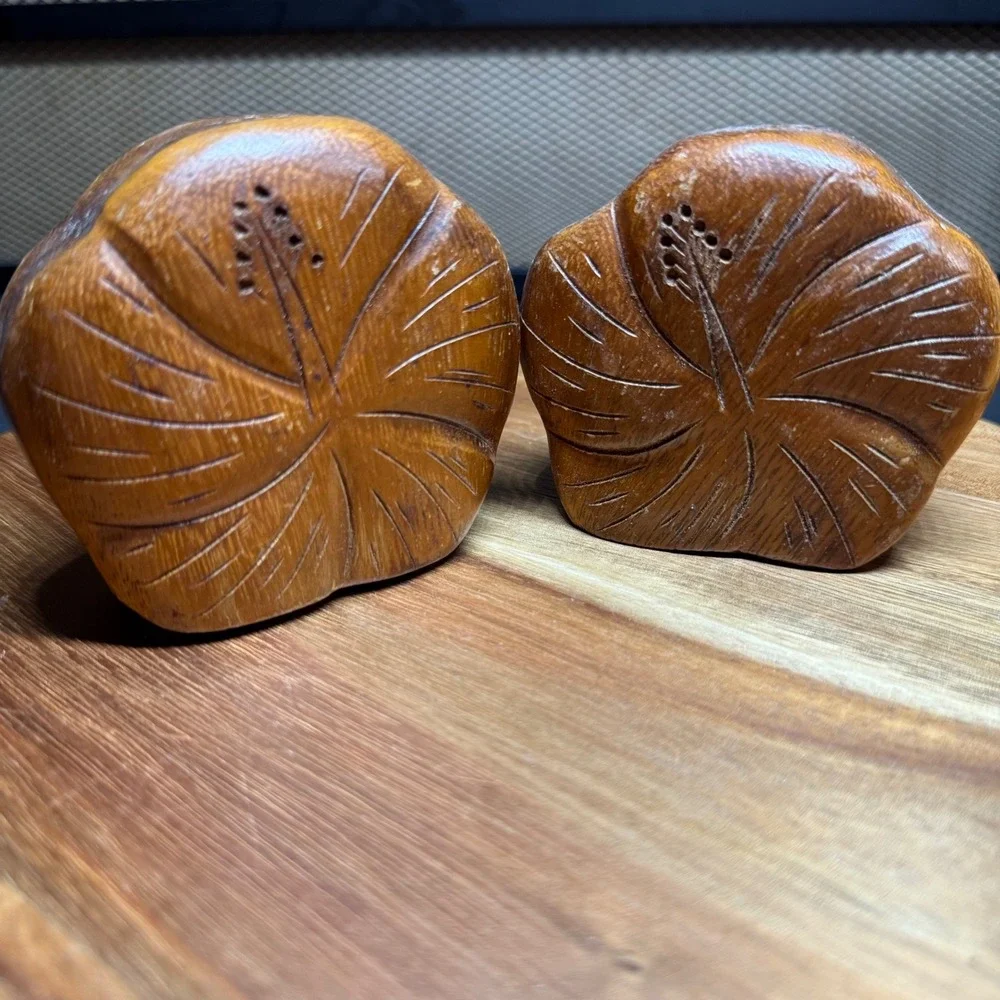 N/A handcrafted wooden